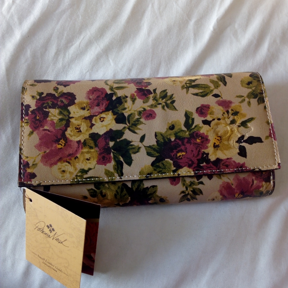 Patricia Nash leather wallet